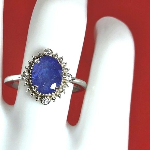 925 Sterling Silver Ring Sz 7 with Natural Oval Tanzanite 8x6mm & Cz - Picture 5 of 10